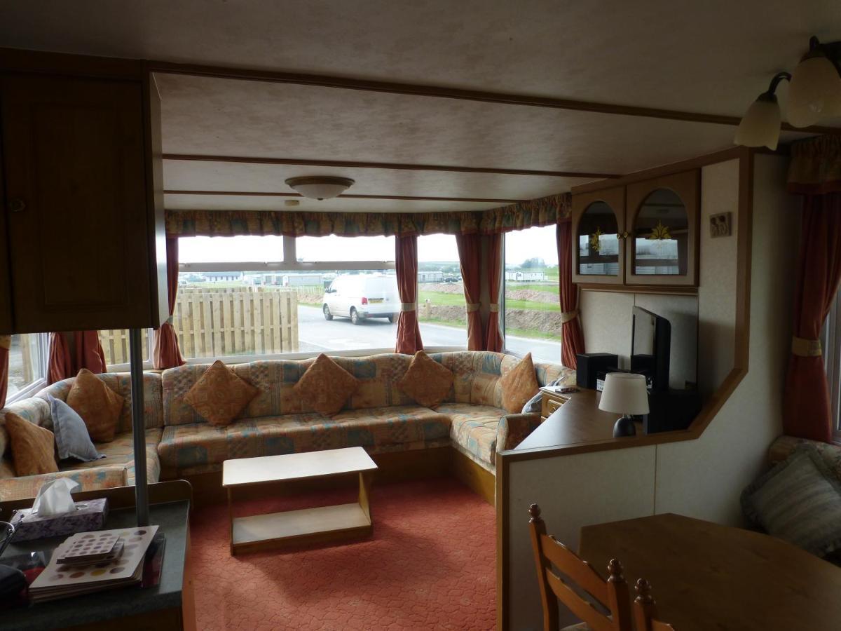 Отель 73 Port Haverigg Милом Экстерьер фото